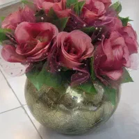 گلدون با ۱۳ تا گل