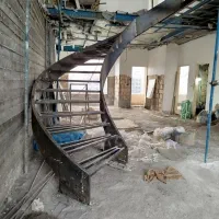 طراحی و اجرای تخصصی پله گرد