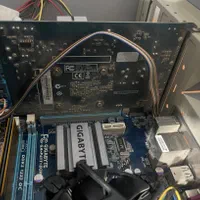 کامپیوتر و میز و صندلی|رایانه رومیزی|اصفهان, ملک‌شهر|دیوار