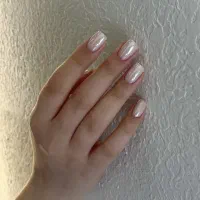 کاشت ناخن و مژه صادقیه و اقدسیه