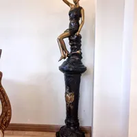 مجسه آباژور برنز
