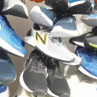 کفش خارجی|کیف، کفش، کمربند|زابل, |دیوار