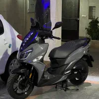 J 200