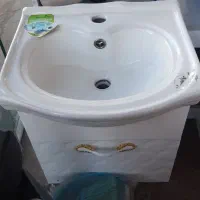 روشویی کابینتی و آینه کابین دار|لوازم سرویس بهداشتی|رشت, نظری|دیوار