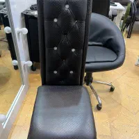 دو عدد صندلی|صندلی و نیمکت|بندر انزلی, امامزاده|دیوار