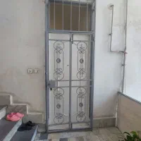 حفاظ درب ورودی