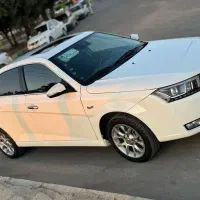 دنا پلاس توربو  ۶ دنده دستی لاکاغذی صفر