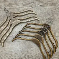 چوب کار لباس (آویز چوبی )