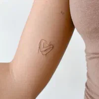 مدل تتو مینیمال|خدمات آرایشگری و زیبایی|کرج, شهرک امام رضا (ع)|دیوار