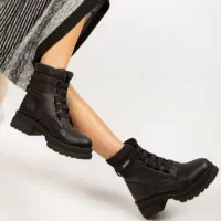 نیم بوت چرم زنانه