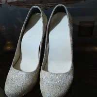 کفش زنونه، تمیز اکلیلی