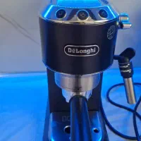 قهوه ساز دلونگی در حد نو یکی دو بار استفاده شده