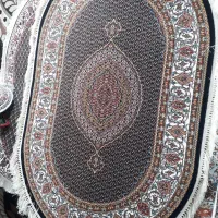 فرش ماهی اخوان بیضی ۱/۵ متری ۷۰۰شانه اکریلیک