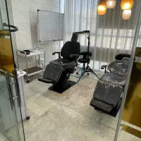 اجاره تخت مژه و ناخن