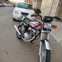 موتور. وسیله نقلیه