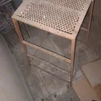چهارپایه اهنی