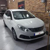 جک j4 مدل ۱۴۰۲ در حد صفر