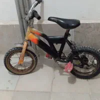 دوچرخه بچه گانه نیاز به تعمیر جزئی