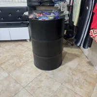 پیشخوان و مانکن و آویز توپی