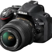 دوربین نیکون D5200