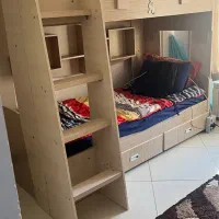 تخت خواب نوجوان