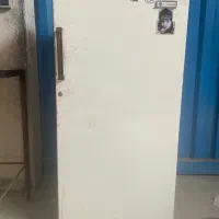 یخچال ایران پویا سالم به شرط بدون هیچ عیب و پوسیدگ