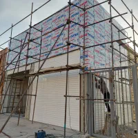 استخدام نیروی کار آشنا با نمای کامپوزیت