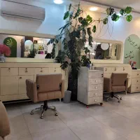 آرایشگاه بانوان