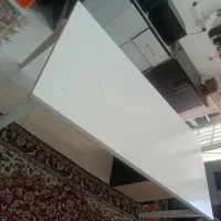 میز بزرگ