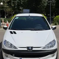پژو 206 sd v8 در حد صفر فوق العاده استثنایی