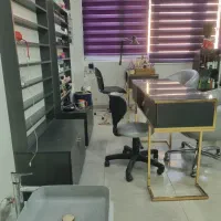 اجاره-میز-ناخن-و-مژه-و