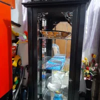 یک عدد بوفه ۴طبقه