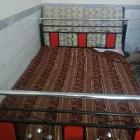 تخت خواب دو نفره سالم به همراه آینه