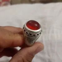 انگشتر فرح نیا