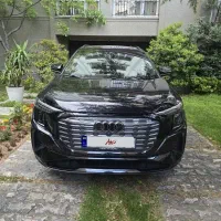 ائودی Q5 بلک پکیج تیپ 4 مدل 2024