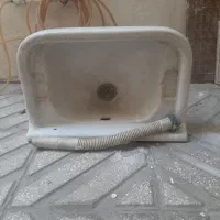 روشویی کوچک تمیز