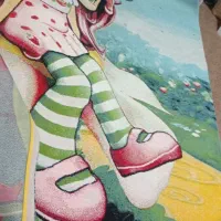 فرش اتاق کودک یه زده کوچک داره دو در سه