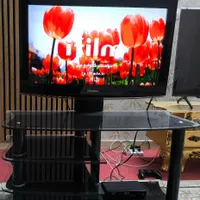 تلویزیون سامسونگ به همراه دستگاه دیجیتال