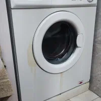 ماشین لباسشویی آبسال 5 کیلو|ماشین لباسشویی و خشک‌کن لباس|قم, زنبیل آباد|دیوار