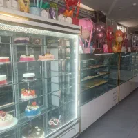 یخچال و ویترین شیرینی فروشی با دکور و...|فروشگاه و مغازه|شهرکرد, |دیوار