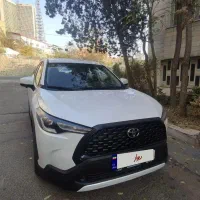 کرولا کراس  (استاندارد و فول آپشن)