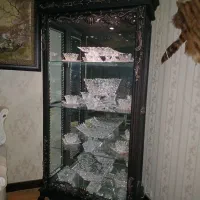 دکور چوبی ویترین چوب گردو