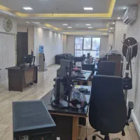 ۱۴۰متر دفترکارفلت/بر خیابان جی/ابتدای خواجه عمید|اجارهٔ دفتر کار، اتاق اداری، مطب|اصفهان, سروستان|دیوار
