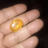 سنگ یاقوت زرد
