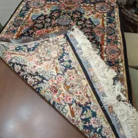 فرش ذرع و نیم چله ابریشم گل ابریشم سالاری تبریز نو|فرش|تهران, جنت‌آباد شمالی|دیوار