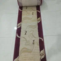 کناره فرش تمیز و نو هشت متری با عرض پنجاه و سه متر