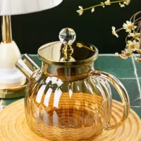 قوری و روغن ریز پیرکس