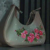 نقاشی روی لباس شما
