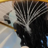 آموزش اسکالپ سر و پاکسازی پوست