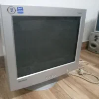 مانیتور. کیبورد. دسته بازی و اسپیکر